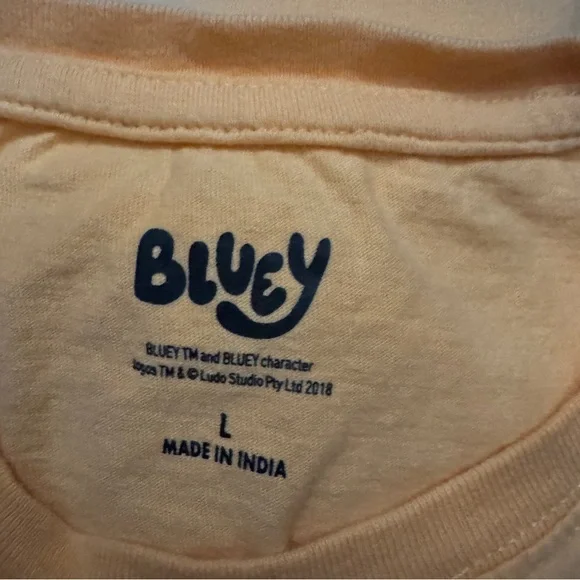 Bluey Mum Short Sleeve Tshirt - Sz: L - Picture 2 of 4